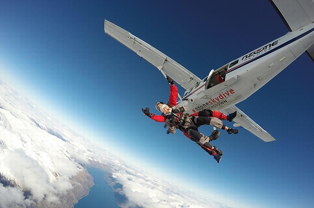 스카이다이빙 15,000피트 60초낙하