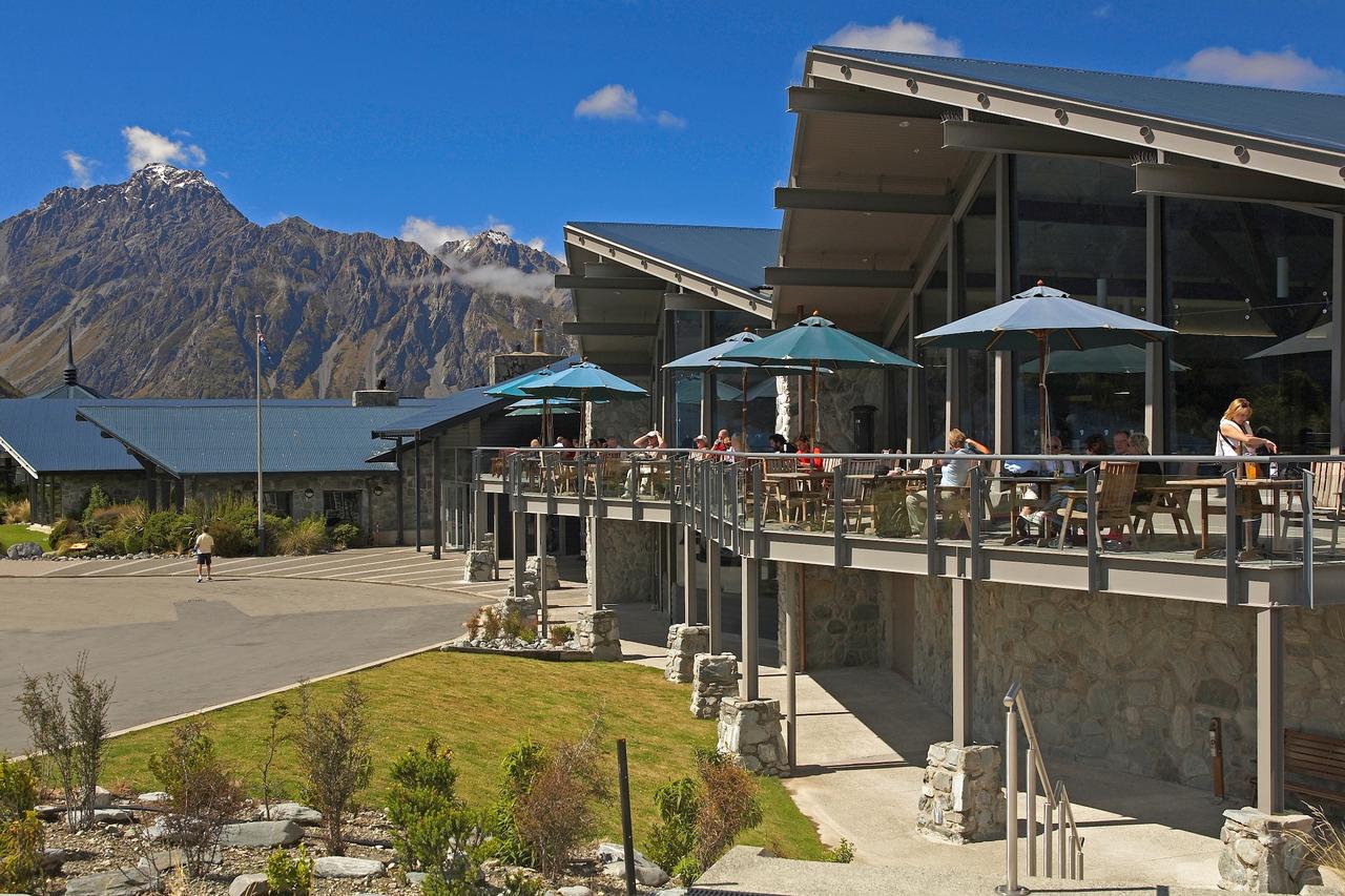 Mt Cook Lodge and Motel